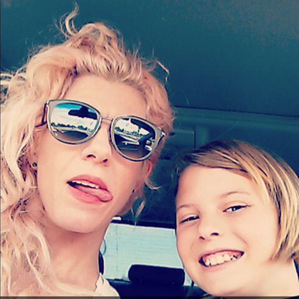 Meet your Posher, Laura